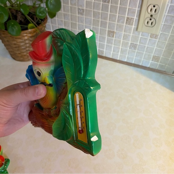 Vintage 1972 Miller Studio INC anthropomorphic Bluebird Chalkware wall plaque - Picture 4 of 10